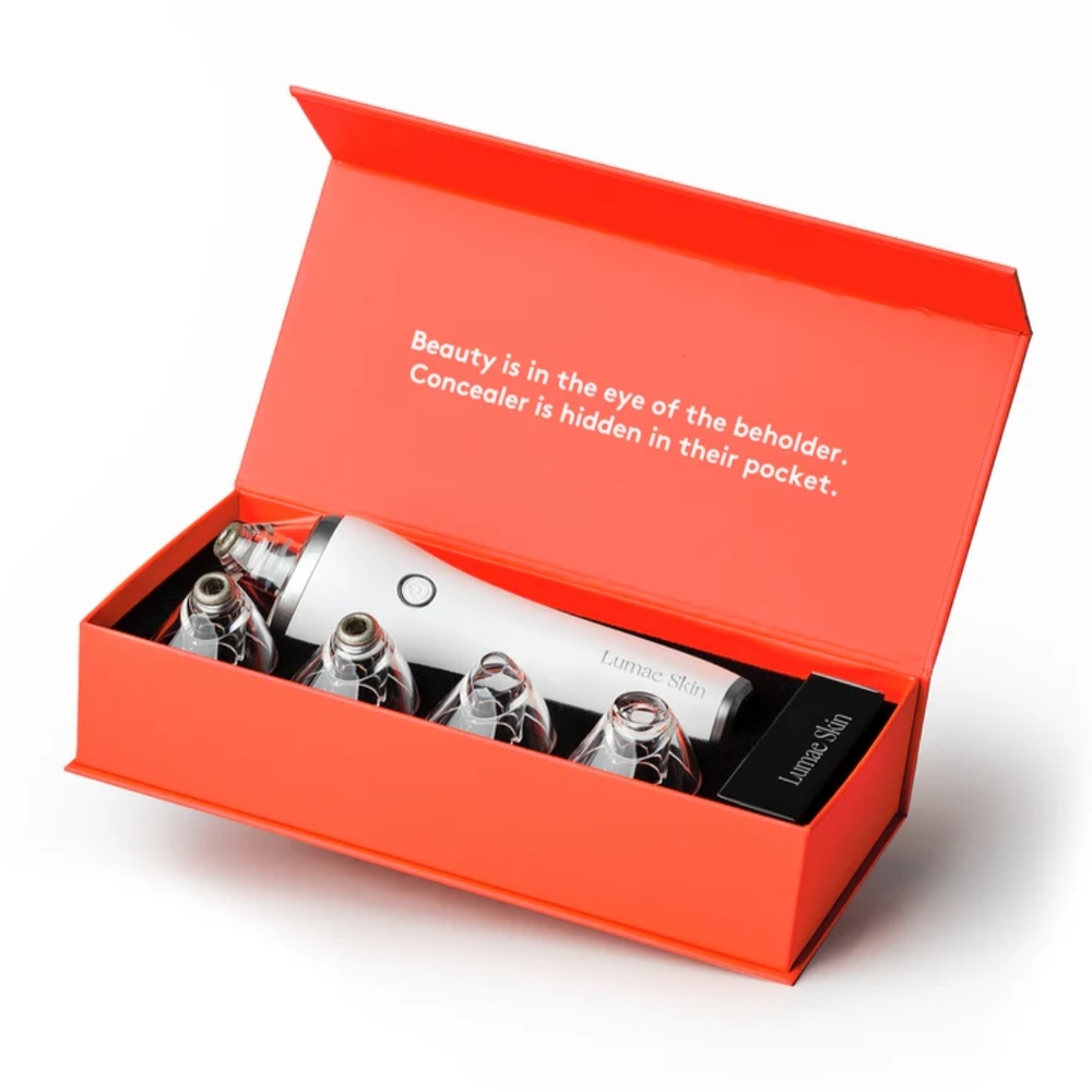 Lumae Skin Microdermabrasion Facial Device